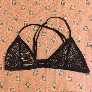Brandy Melville black lace bralette M